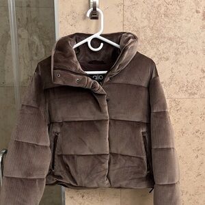 ALO Yoga Brown Corduroy Puffer Jacket